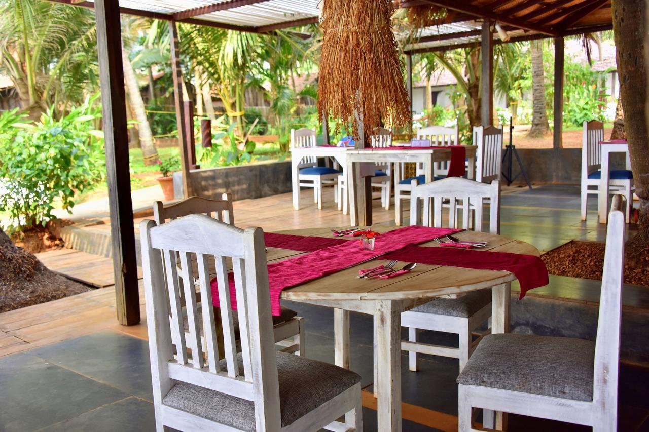 Leela Cottages Morjim Ngoại thất bức ảnh