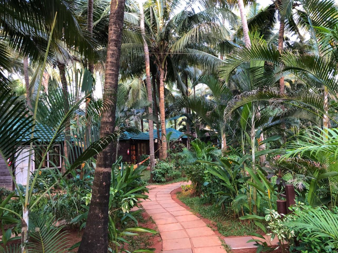 Leela Cottages Morjim Ngoại thất bức ảnh